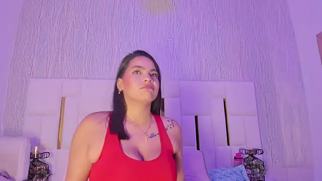 hillary uckerman  online show from October 28, 11:53 am