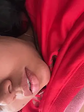 Snapshot of Karla_Stein2025 chatting on October 31, 5:09 pm Karla Stein2025 online show from October 31, 5:09 pm