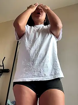 Karla Stein2025 online show from November 5, 5:05 pm