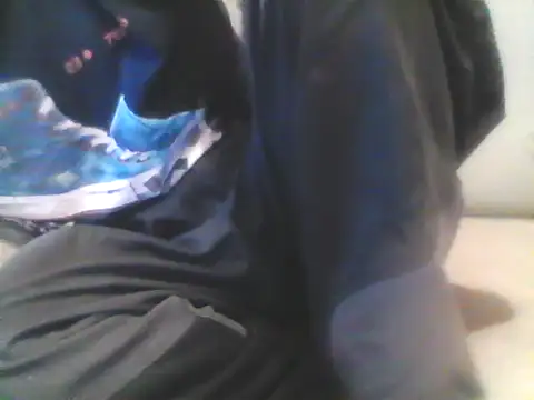 Snapshot of Andre35w chatting on December 19, 2:41 pm Andre35w online show from December 19, 2:41 pm