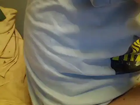 Snapshot of Andre35w chatting on March 11, 8:31 pm Andre35w online show from March 11, 8:31 pm