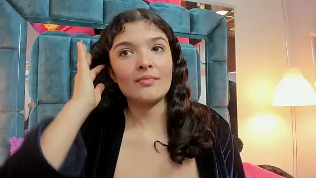 Snapshot of ARTEMISAKIM chatting on March 5, 3:51 am ARTEMISAKIM online show from March 5, 3:51 am