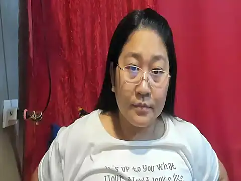 hotchubby88 online show from May 2, 12:38 am