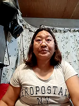 hotchubby88 online show from December 14, 8:31 am