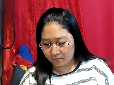 hotchubby88 online show from April 15, 6:41 am