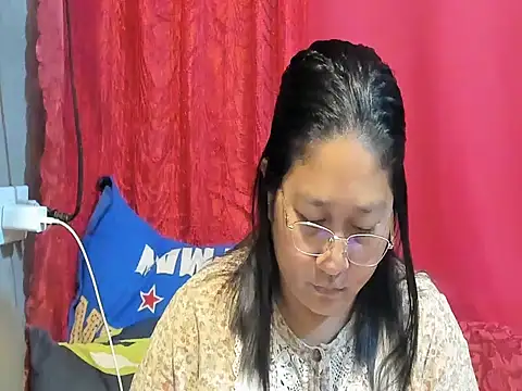 hotchubby88 online show from April 9, 9:10 pm