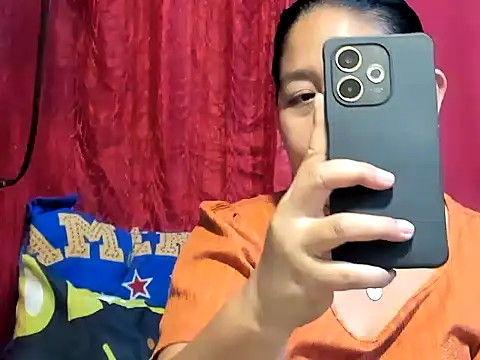 hotchubby88 online show from February 19, 7:49 am