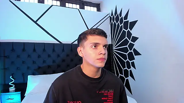 JacobRoberts1 online show from October 9, 9:15 pm