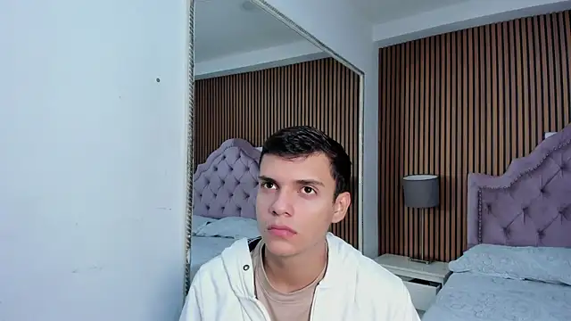 JacobRoberts1 online show from September 20, 2:00 pm