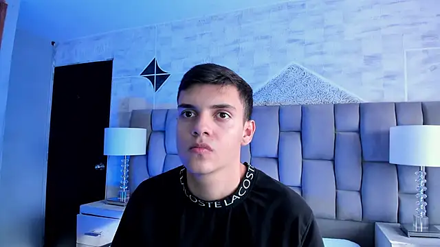 JacobRoberts1 online show from November 22, 9:13 pm