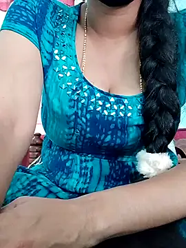 Snapshot of Laddupilla-telugu chatting on July 1, 9:31 am Laddupilla-telugu online show from July 1, 9:31 am