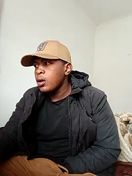 bosszonke123 online show from May 6, 10:52 am