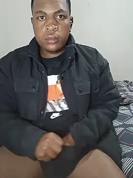 Snapshot of bosszonke123 chatting on June 20, 4:23 pm bosszonke123 online show from June 20, 4:23 pm