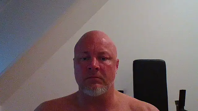 Lucifer29cm online show from December 4, 9:19 am