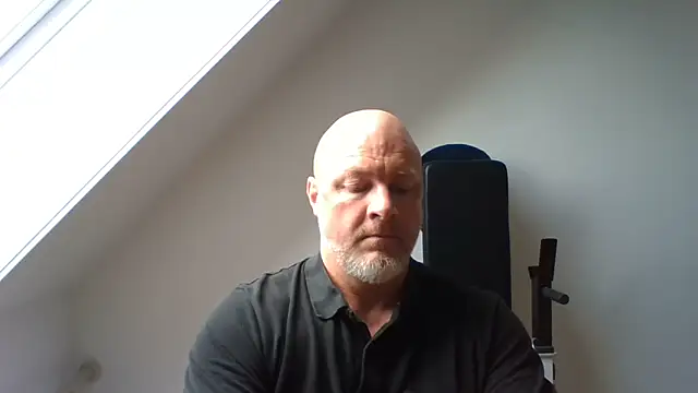 Lucifer29cm online show from October 28, 9:19 am