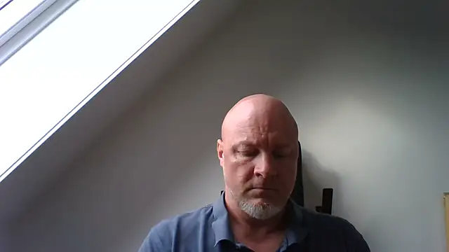 Lucifer29cm online show from October 22, 11:53 am