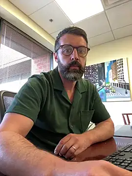 plaintreebull online show from June 15, 5:56 pm