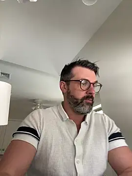 plaintreebull online show from February 19, 6:27 pm