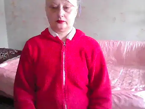 Snapshot of NikolinaBounty chatting on February 22, 1:35 pm NikolinaBounty online show from February 22, 1:35 pm