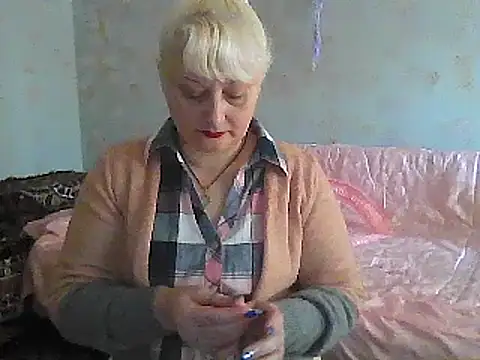 Snapshot of NikolinaBounty chatting on February 21, 11:55 am NikolinaBounty online show from February 21, 11:55 am