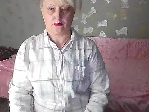 Snapshot of NikolinaBounty chatting on March 9, 8:10 pm NikolinaBounty online show from March 9, 8:10 pm