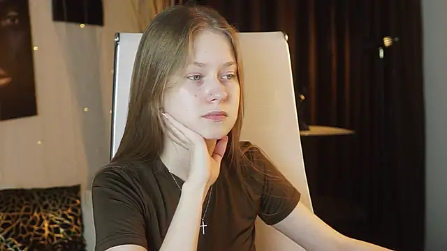 EveMundie online show from April 13, 7:45 am