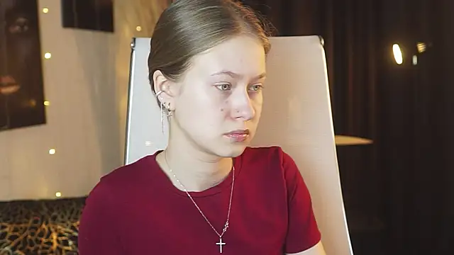 EveMundie online show from April 10, 7:15 am