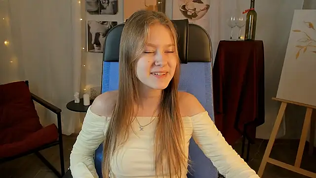 EveMundie online show from December 20, 9:23 am