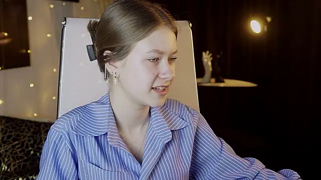 EveMundie online show from March 5, 6:32 am