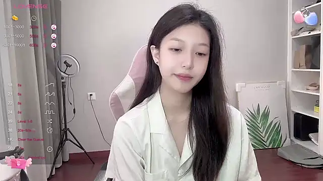 Snapshot of YaYa-521 chatting on September 14, 2:28 pm YaYa-521 online show from September 14, 2:28 pm