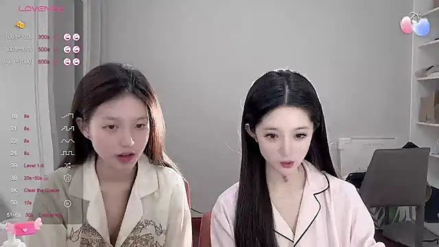 Snapshot of YaYa-521 chatting on September 27, 11:44 pm YaYa-521 online show from September 27, 11:44 pm