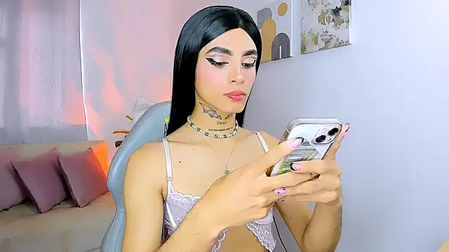 nilam valker online show from March 12, 8:24 pm