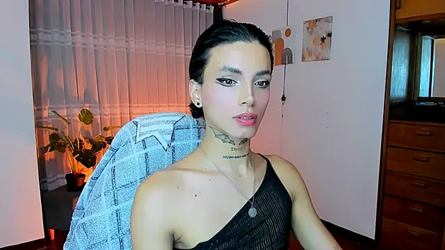 nilam valker online show from June 3, 11:20 pm