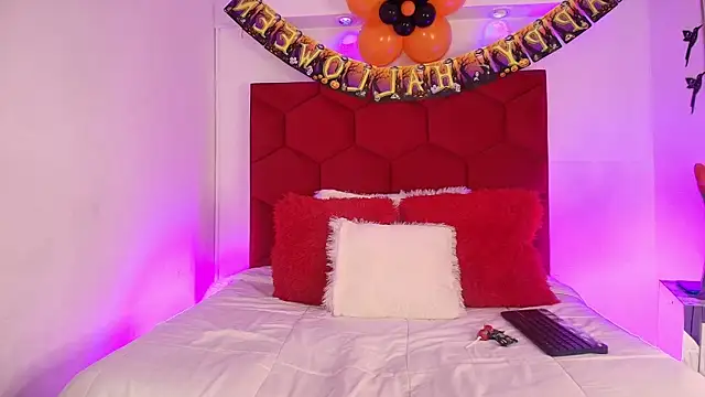LoreleyNovoa online show from October 8, 3:30 am