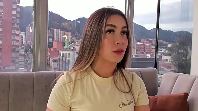 Snapshot of Ivanna_West chatting on June 15, 11:54 am Ivanna West online show from June 15, 11:54 am