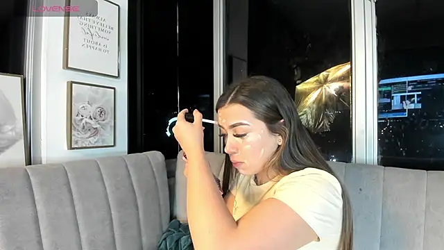 Snapshot of Ivanna_West chatting on July 8, 9:54 am Ivanna West online show from July 8, 9:54 am