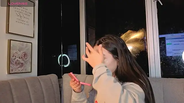 Ivanna West online show from April 8, 9:55 am