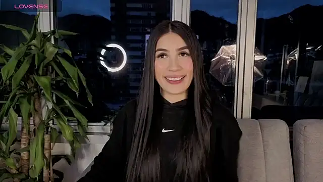 Snapshot of Ivanna_West chatting on September 18, 10:40 am Ivanna West online show from September 18, 10:40 am