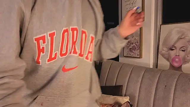 Ivanna West online show from November 6, 9:57 am