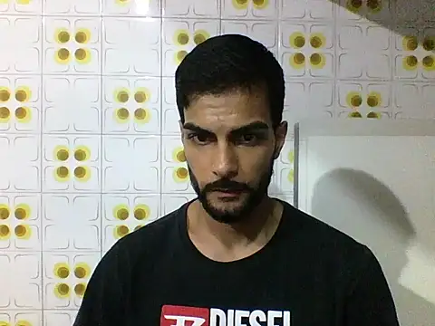 Gabrielteixeira120 online show from May 12, 8:37 pm