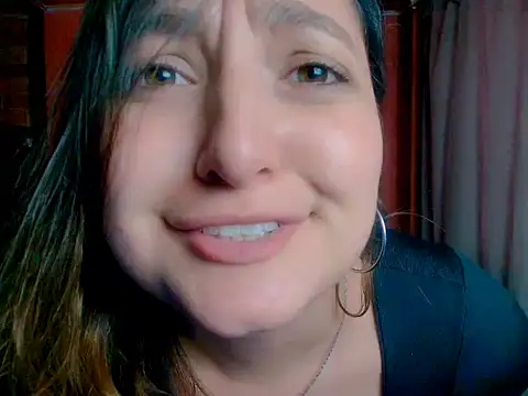 Daianna m  online show from May 5, 5:49 pm