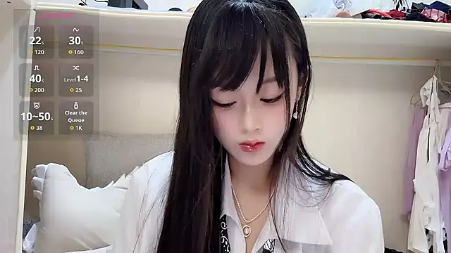yueyue2003 online show from June 16, 12:27 pm