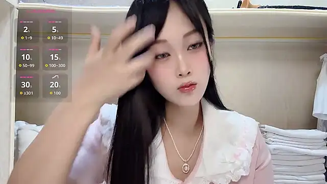 yueyue2003 online show from June 26, 12:11 pm