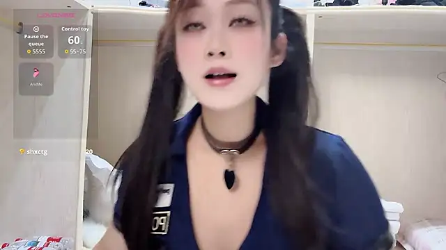 yueyue2003 online show from March 18, 12:30 pm