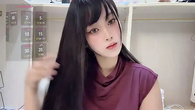 Snapshot of yueyue2003 chatting on June 2, 12:27 pm yueyue2003 online show from June 2, 12:27 pm