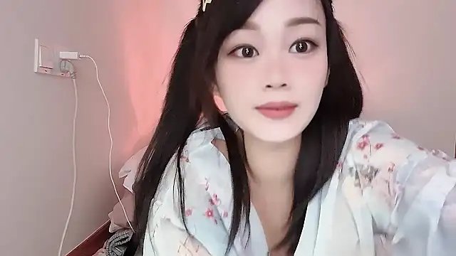 Snapshot of yueyue2003 chatting on March 8, 4:56 am yueyue2003 online show from March 8, 4:56 am