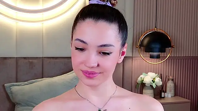 Snapshot of Alice_Deleon chatting on February 20, 12:41 am Alice Deleon online show from February 20, 12:41 am