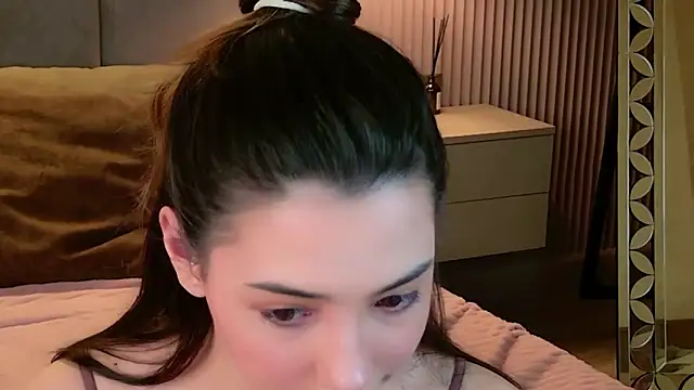 Alice Deleon online show from March 11, 11:04 am