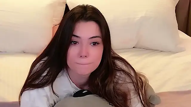 Alice Deleon online show from November 23, 11:31 am