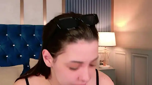 Snapshot of Alice_Deleon chatting on July 9, 10:48 am Alice Deleon online show from July 9, 10:48 am